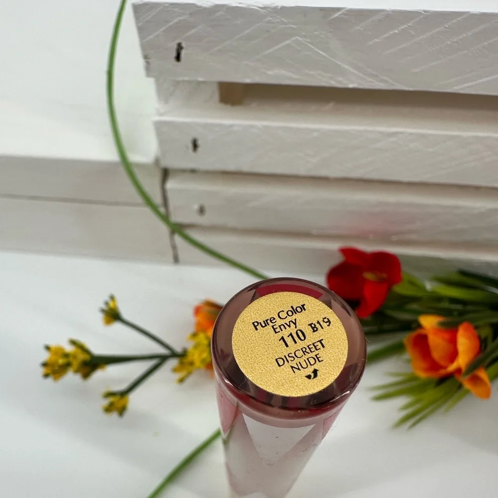 Estee Lauder Limited Edition Pure Color Envy Sculpting Gloss “Discreet Nude